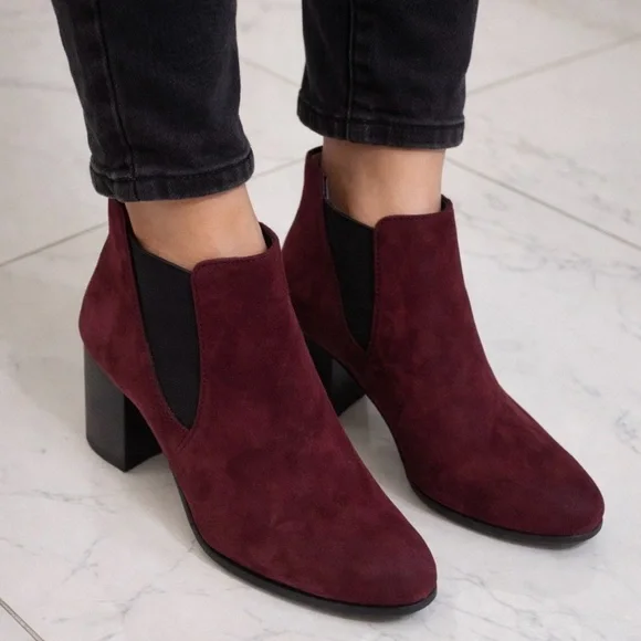 Franco Sarto Burgundy Suede Loafers Heels Sz 8.5 (40) - Picture 1 of 13